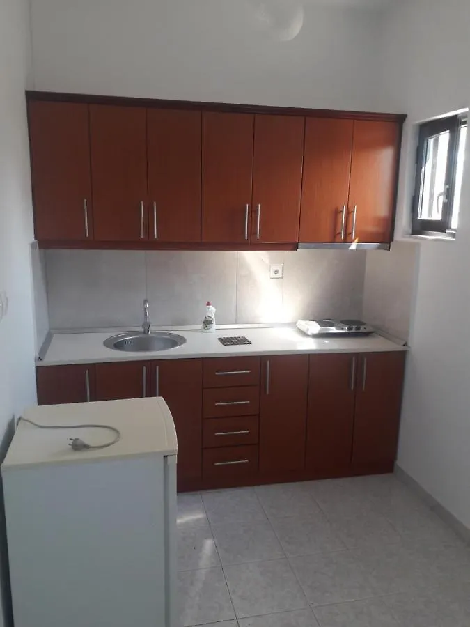 Petrit Guesthouse Ksamil